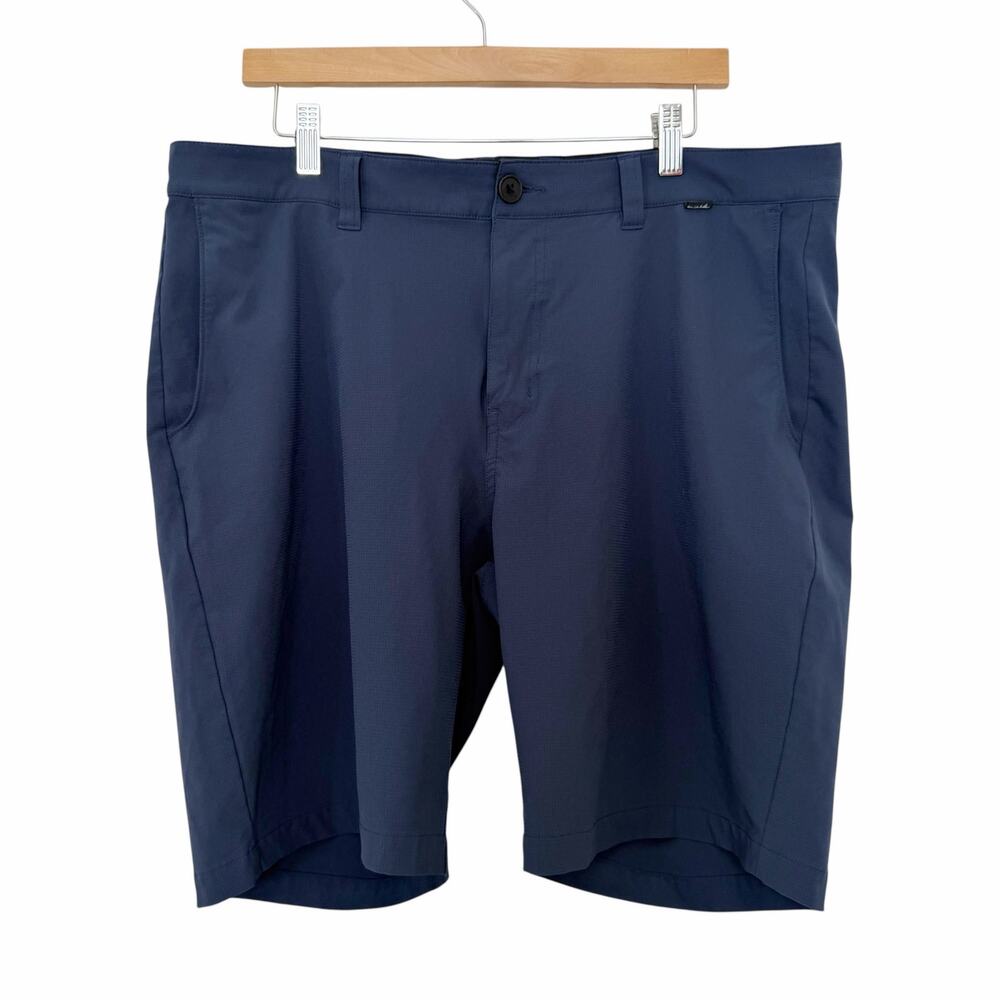 Travis Mathew Navy Blue Chino Golf Shorts Sz 38